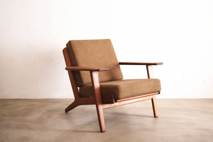 Hans J Wegner GE290 Teak