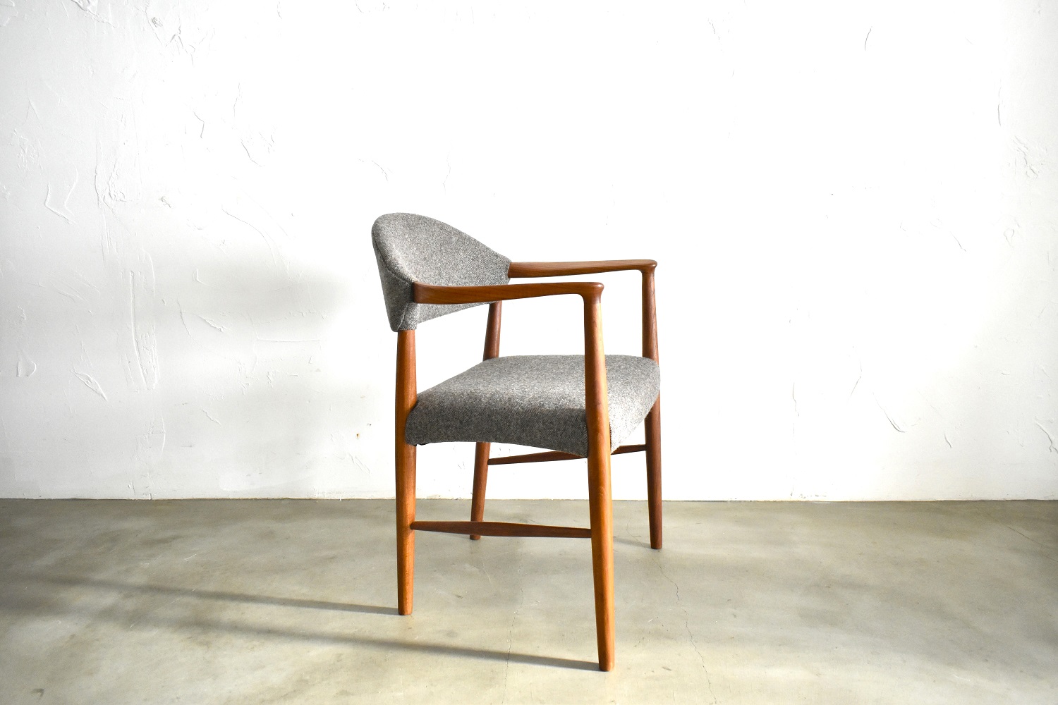 Kurt Olsen / Model 223 Arm Chair