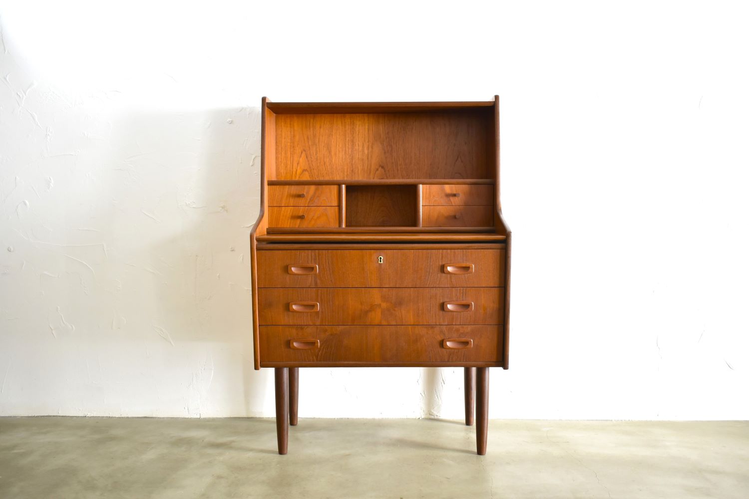 Hanbjerg Mobelfabrik / Writing bureau desk